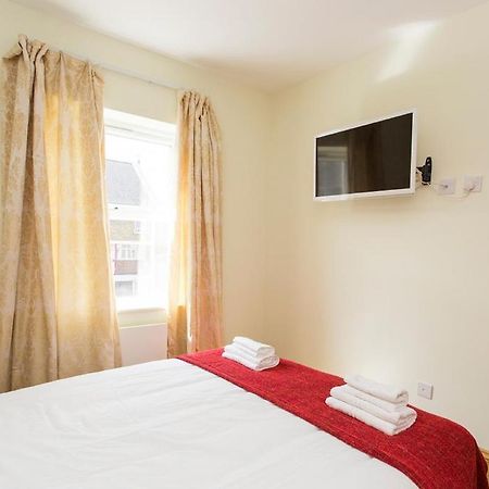 406 Harrow Hotel Londyn Zewnętrze zdjęcie