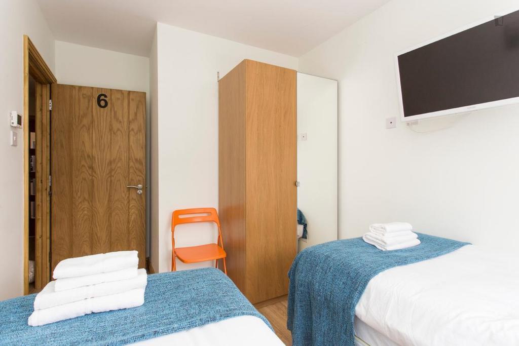 406 Harrow Hotel Londyn Zewnętrze zdjęcie