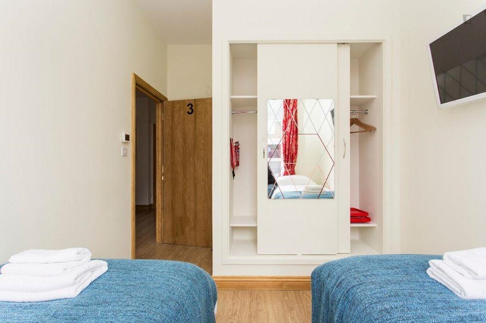 406 Harrow Hotel Londyn Zewnętrze zdjęcie