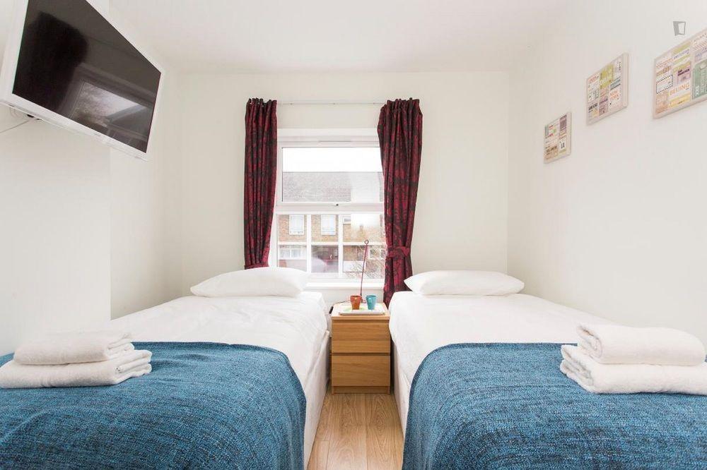 406 Harrow Hotel Londyn Zewnętrze zdjęcie